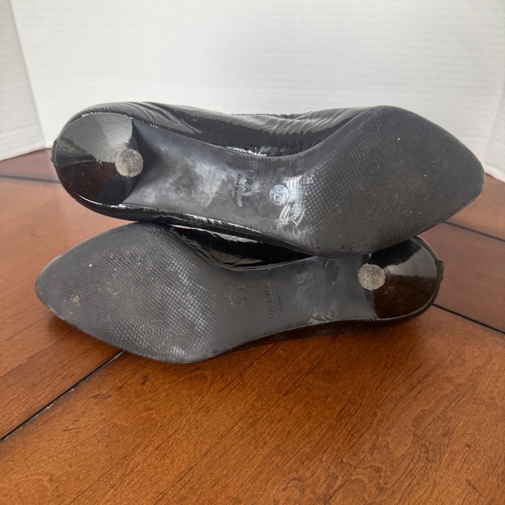 Prada Black Patent Leather Pointed Toe Elastic Pumps Heels Italy 37.5 - Picture 6 of 9